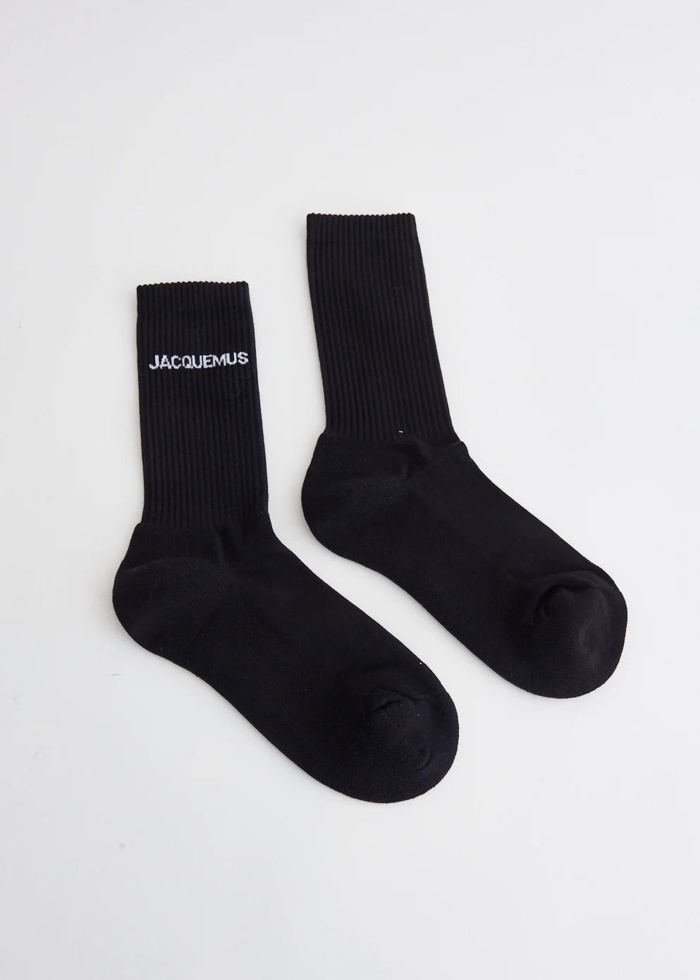 LES CHAUSSETTES JACQUEMUS