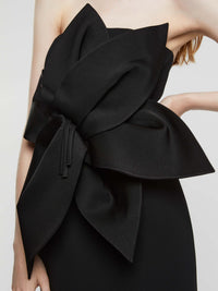 NOIR ROBE
