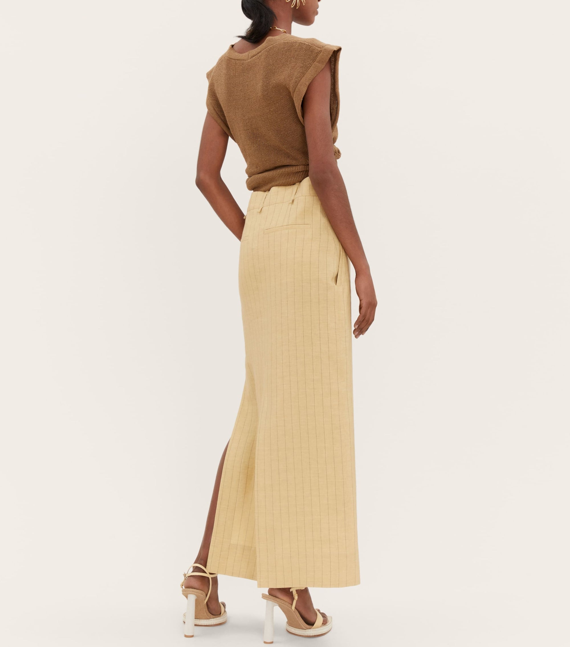 LIGHT BROWN LE HAUT NOUE