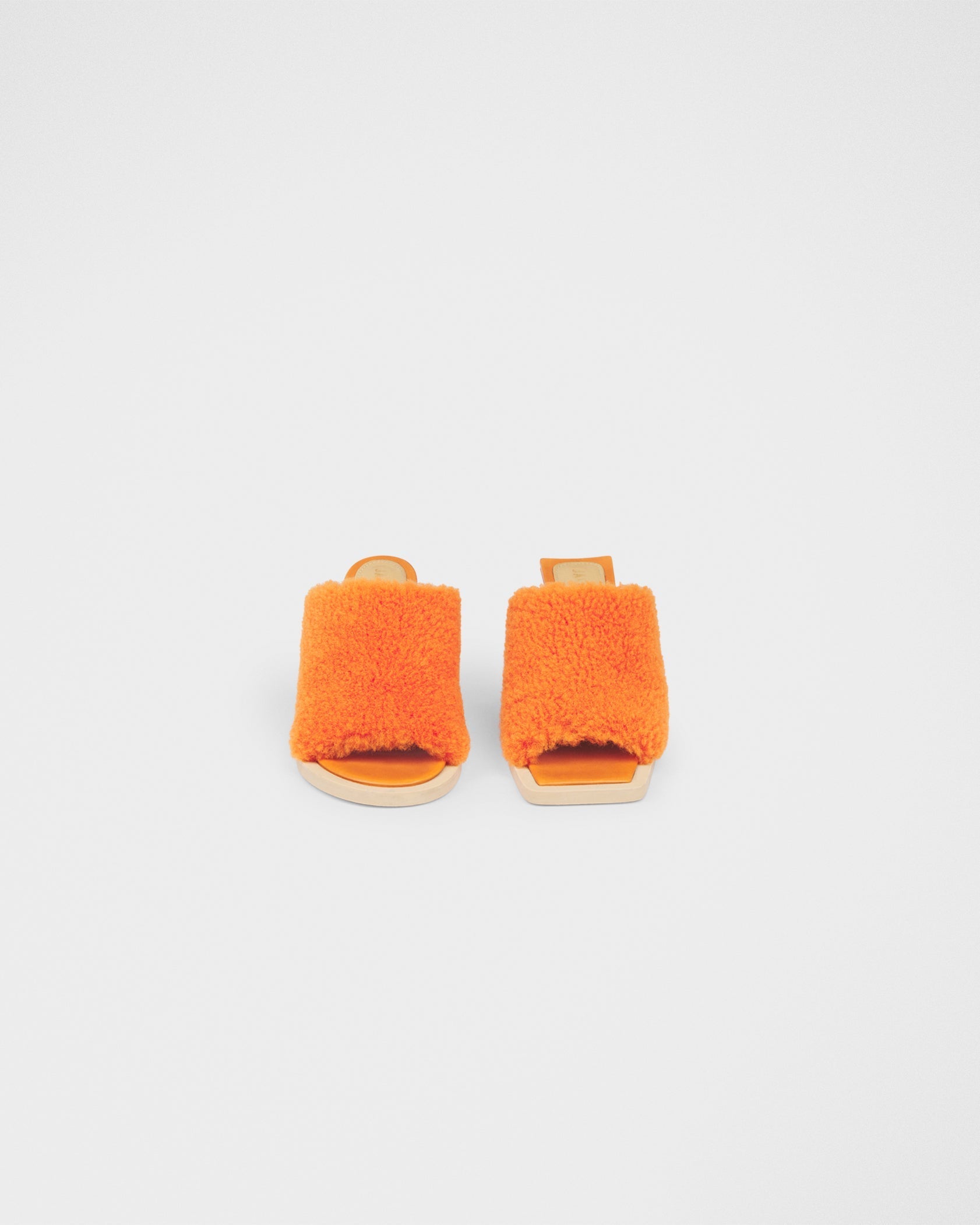 ORANGE LES MULES CARRE ROND