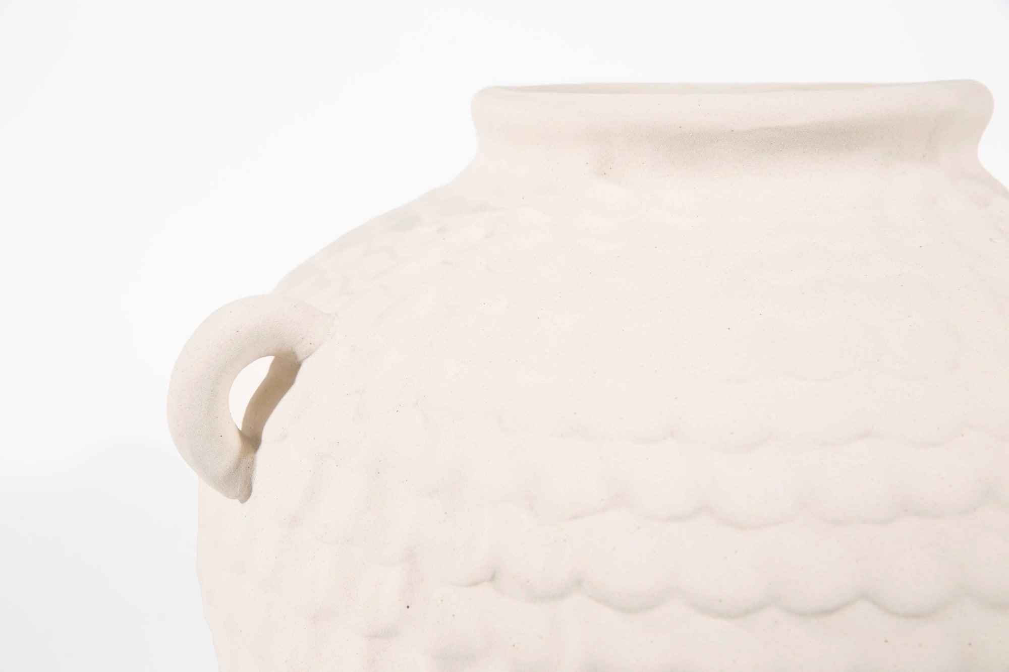 VASE LESLIE L