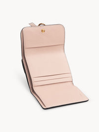 BASEPLUS_Blush Nude COMPACT WAL - Blush Nude