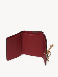 BASEPLUS_Smoked Red SMALL TRI FOLD - Smoked Red