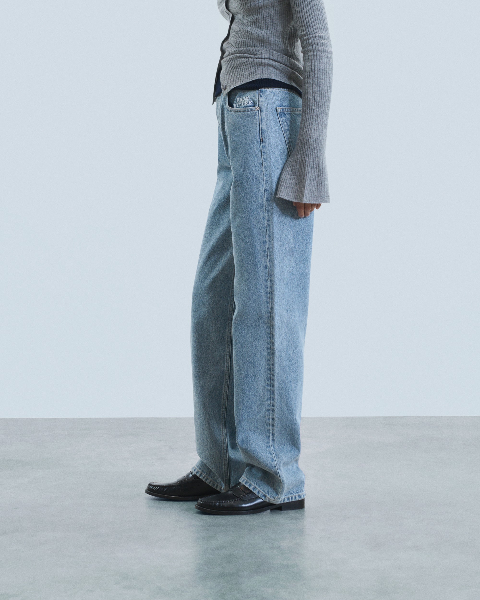 LIGHT BLUE / NEW / QTY : 1 / Jamie Jean Droit - Light Blue
