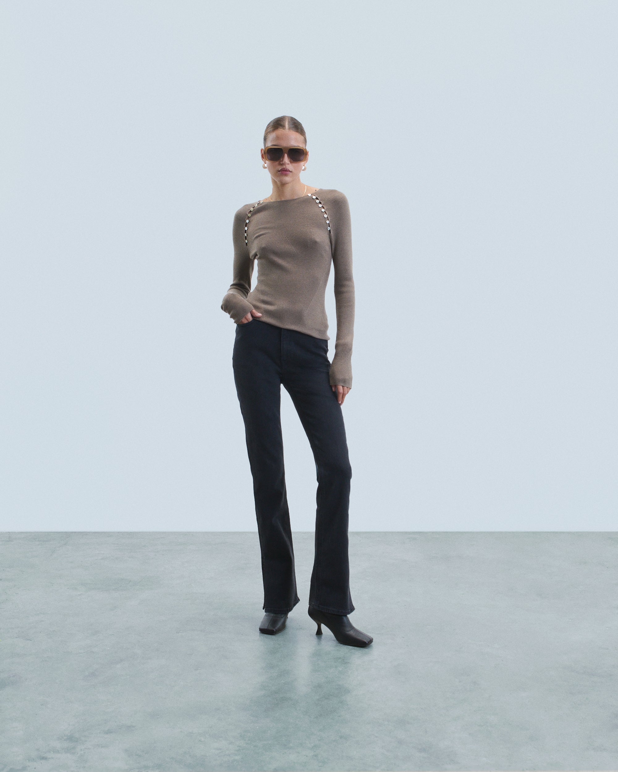 NOIR / NEW / QTY : 1 / Joe Jean Bootcut Fente - Noir