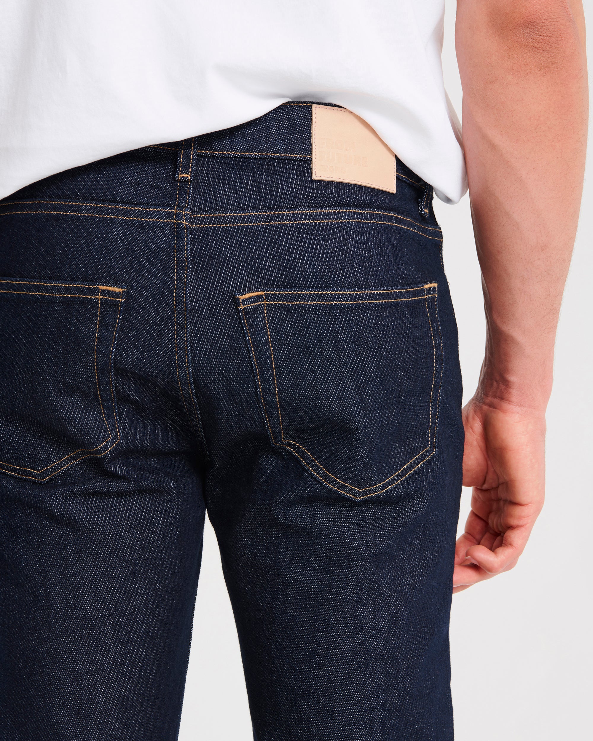 BRUT / NEW / QTY : 2 / JACOB Jean Slim Fit - Brut