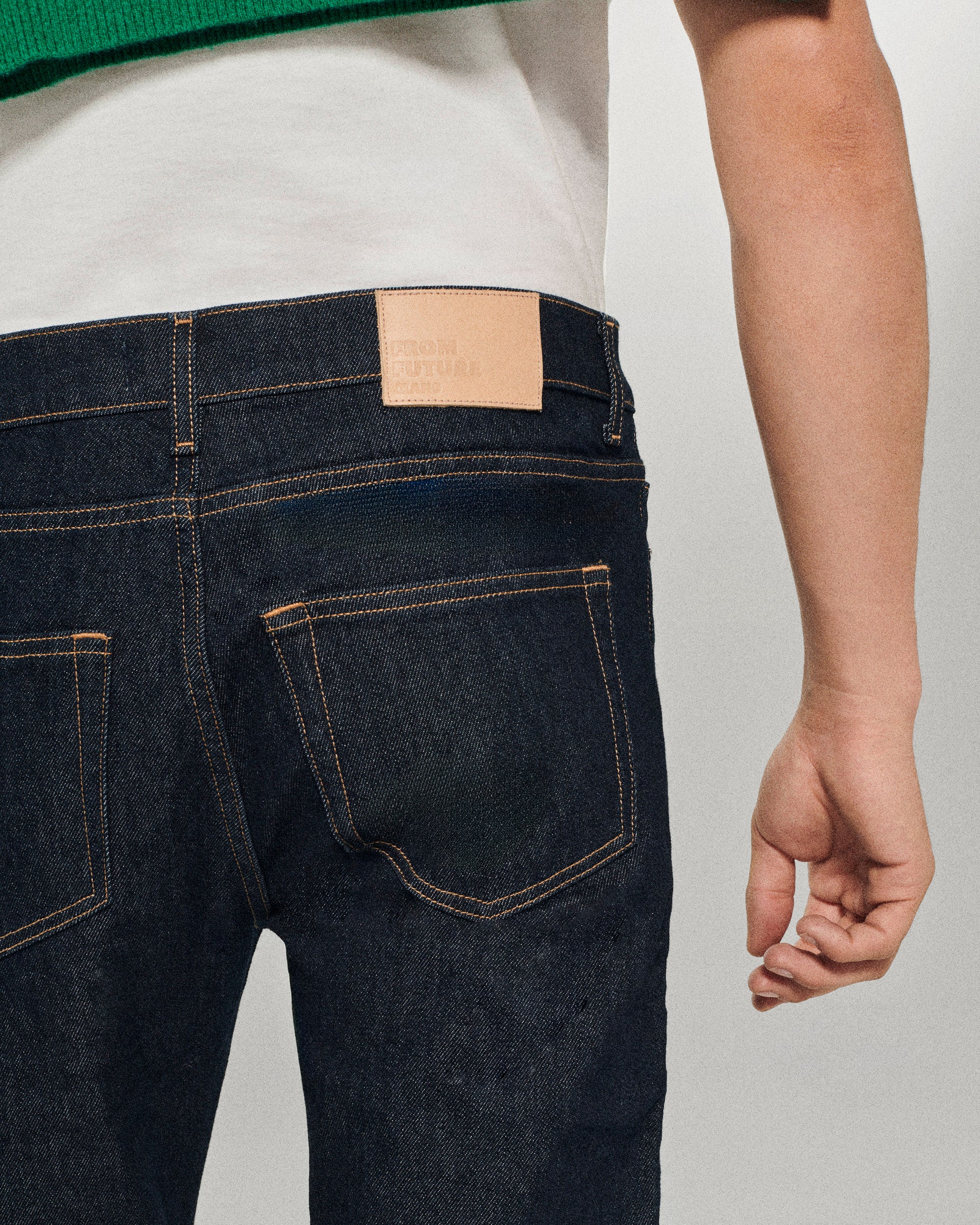 BRUT / NEW / QTY : 2 / JACOB Jean Slim Fit - Brut