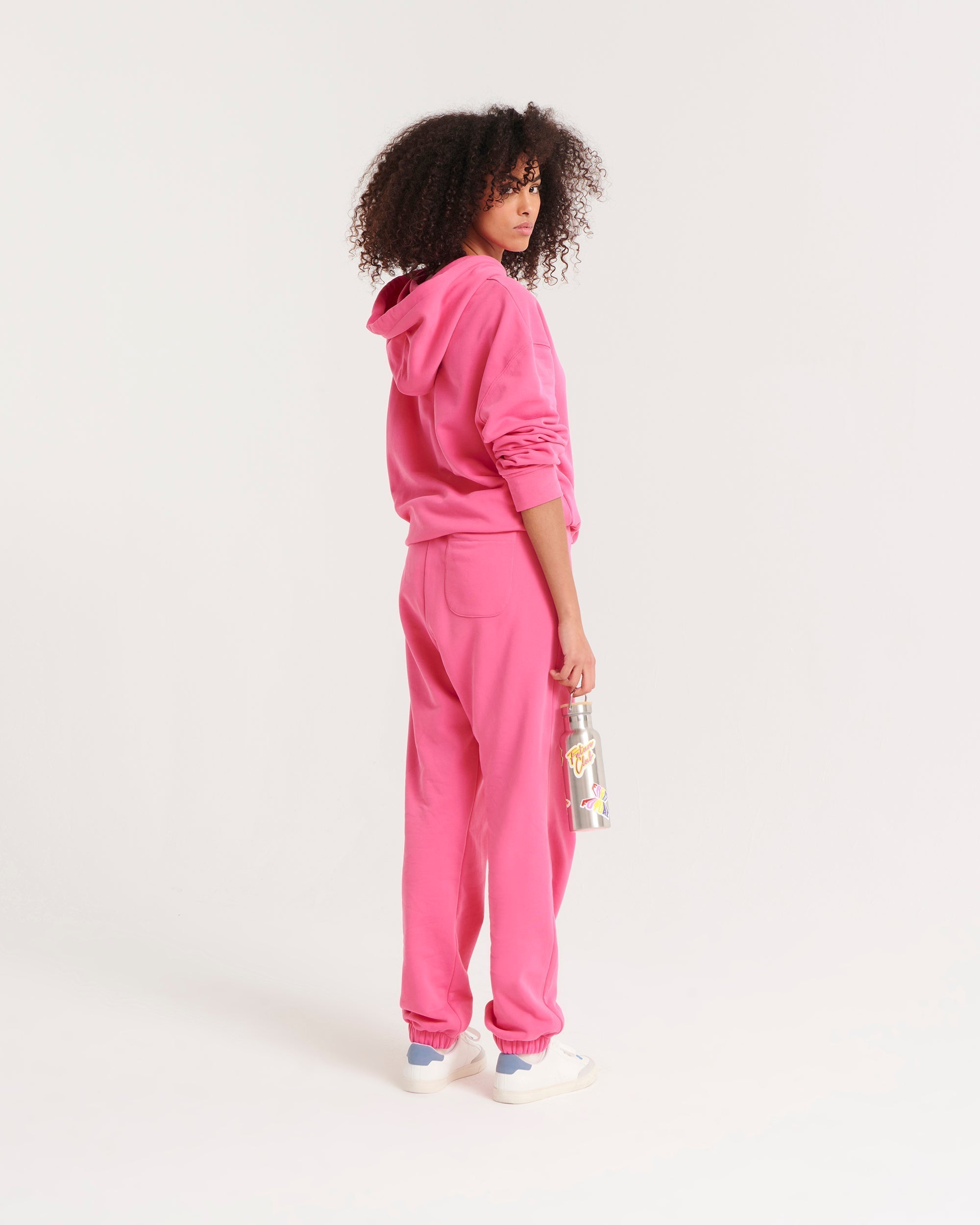 ROSE FLUO / DJV / QTY : 4 / Pantalon Jogging Broderie FROM FUTURE - Rose Fluo