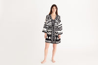 BLANC/NOIR SILENCE KIMONO