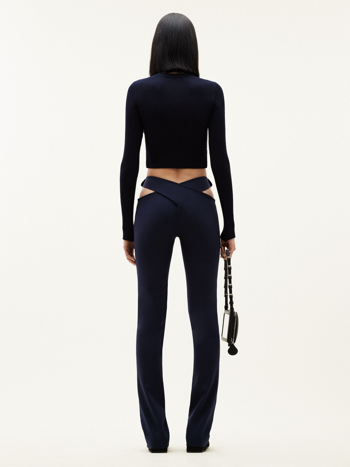 PRIX MARQUE : 120 / PANTALON PANTALON CRISS CROSS