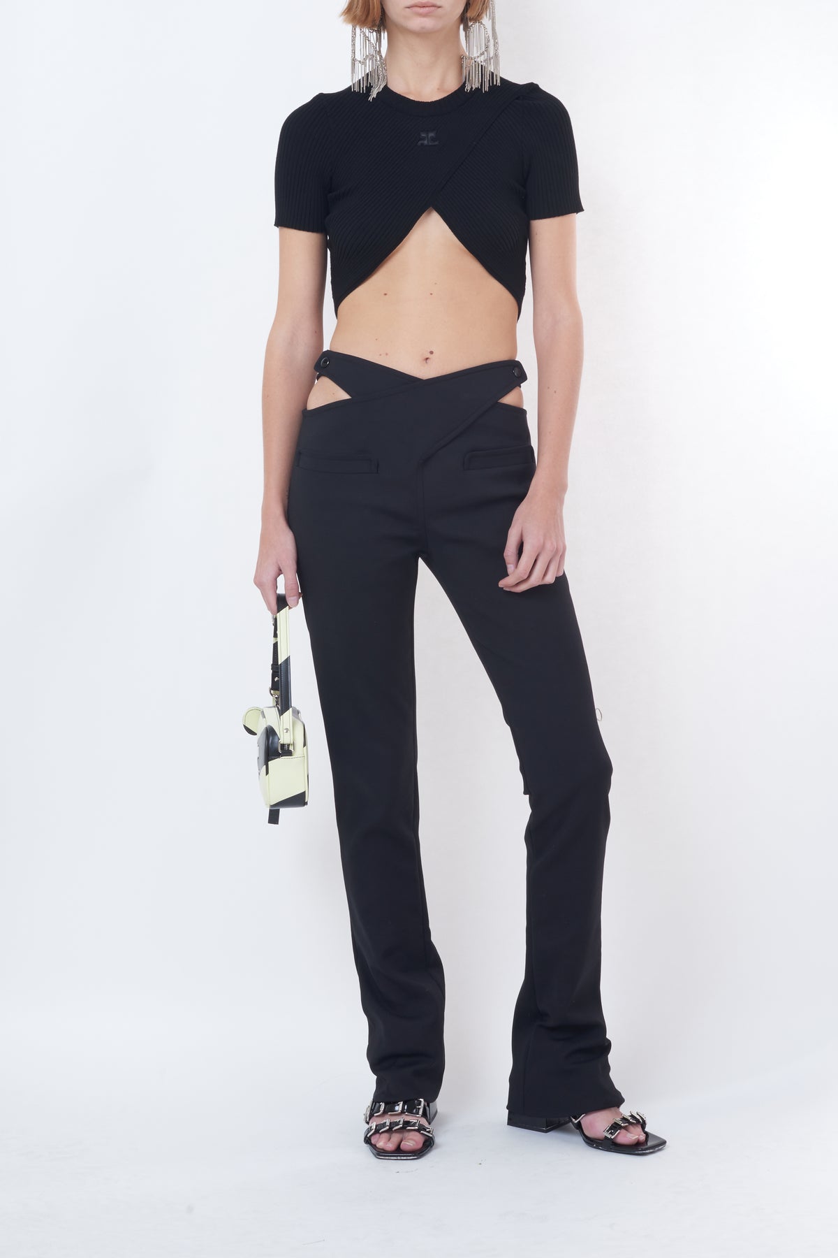 PRIX MARQUE : 120 / PANTALON PANTALON CRISS CROSS