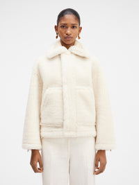 LE MANTEAU PASTRE