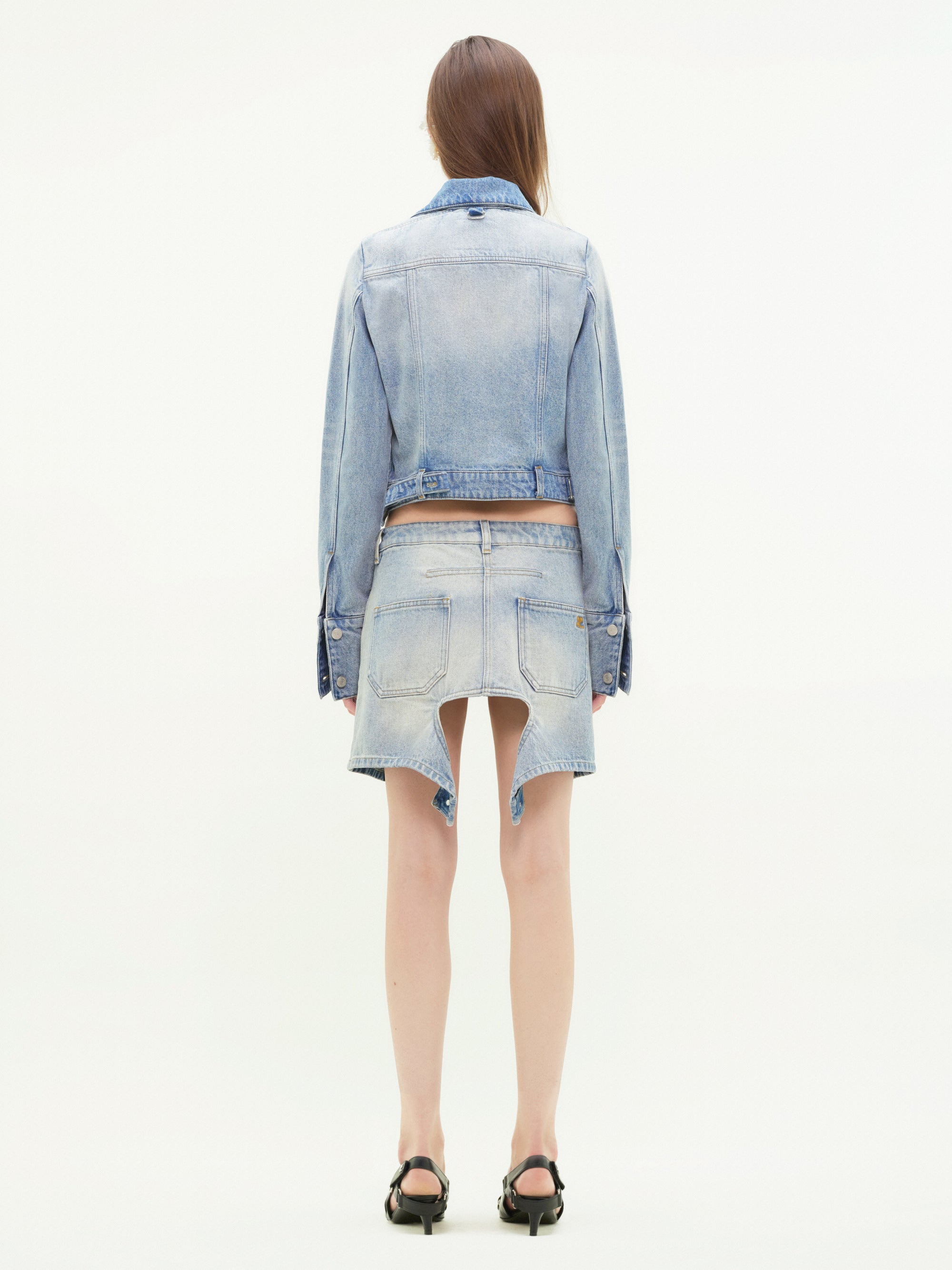 8pcs RELIQUAT 150€ / Blouson fermeture éclair en denim - Light blue wash