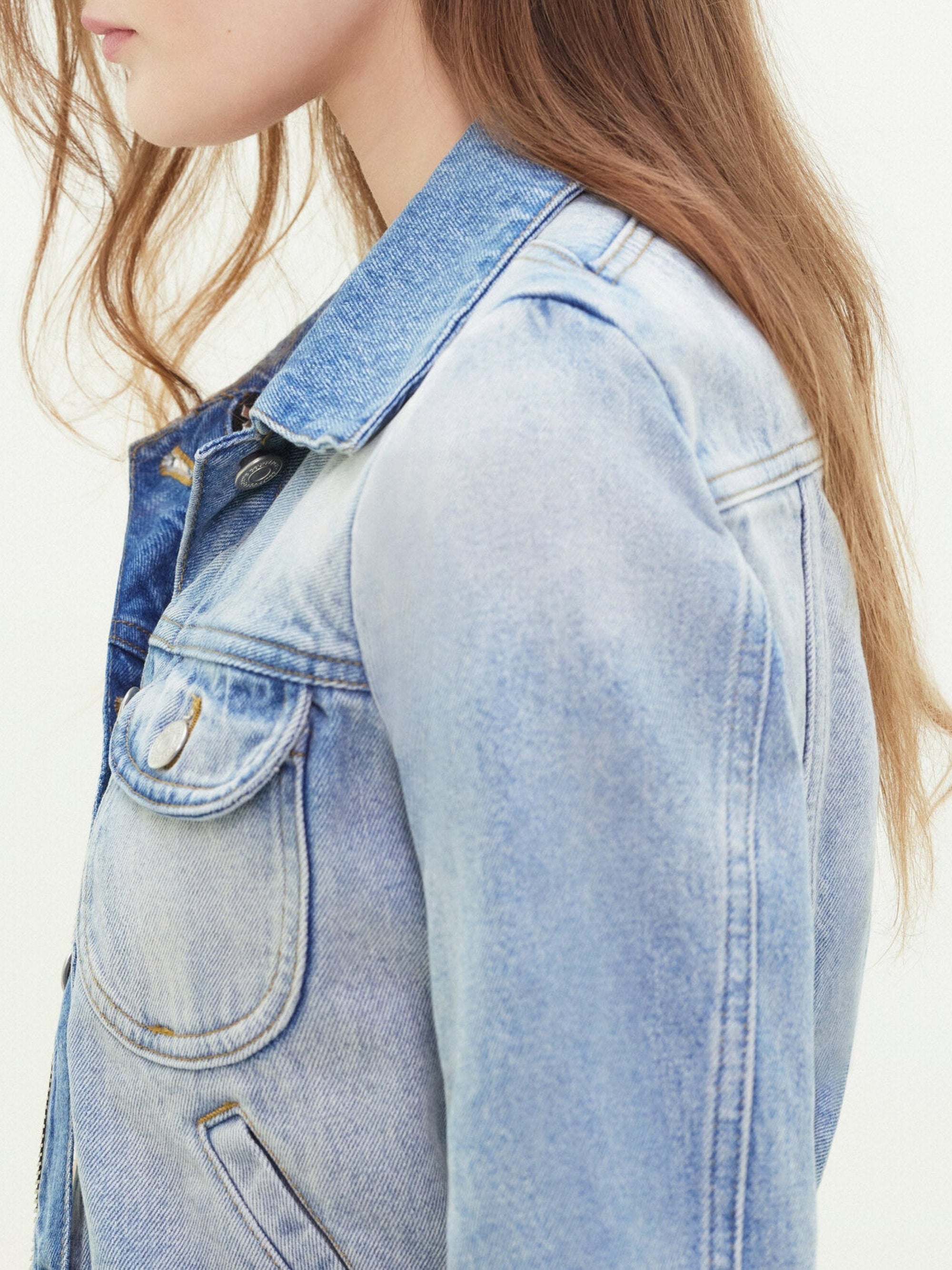 8pcs RELIQUAT 150€ / Blouson fermeture éclair en denim - Light blue wash