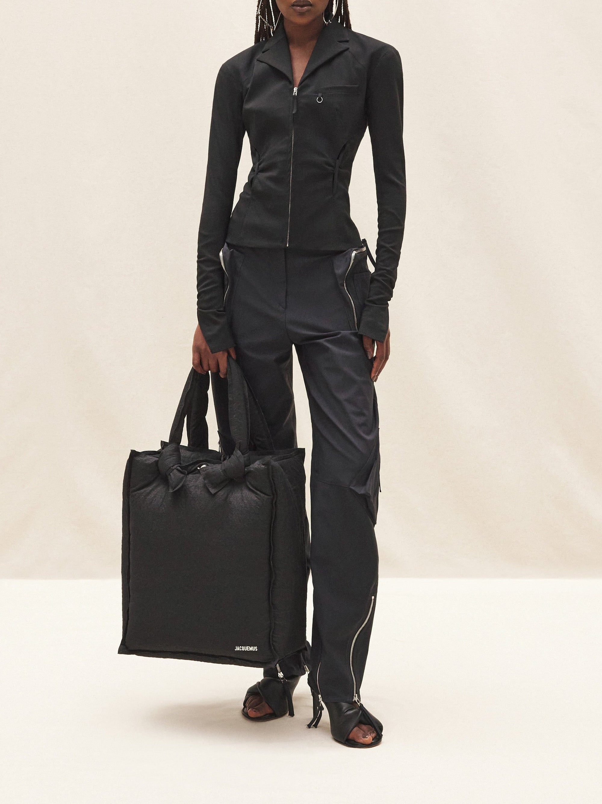 BLACK LA VESTE NERU