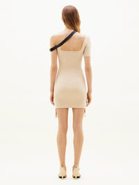 PRIX MARQUE : 120 / ROBE EN MAILLE A BRETELLE ASYMETRIQUE