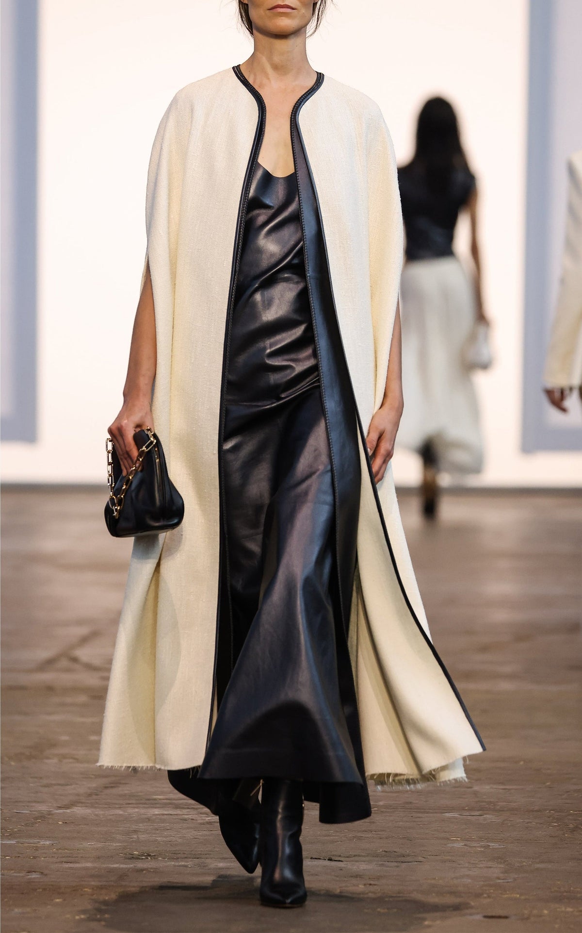 Black / Robe Ellson en cuir - Black