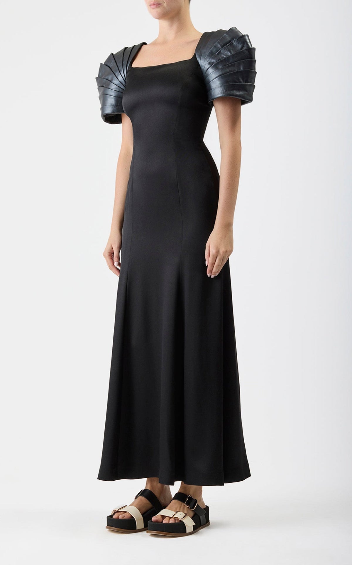Duchess Dress en noir heavy double satin