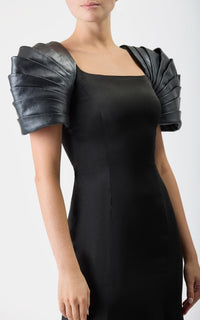 Duchess Dress en noir heavy double satin