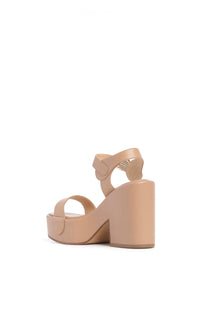 Iris Sandal (Plain) en camel foncé lamb cuir