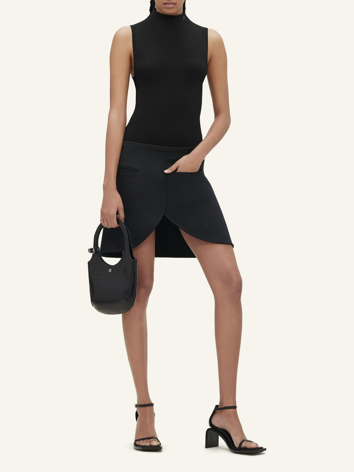 PRIX MARQUE : 80 / HIGH NECK SS CREPE JERSEY