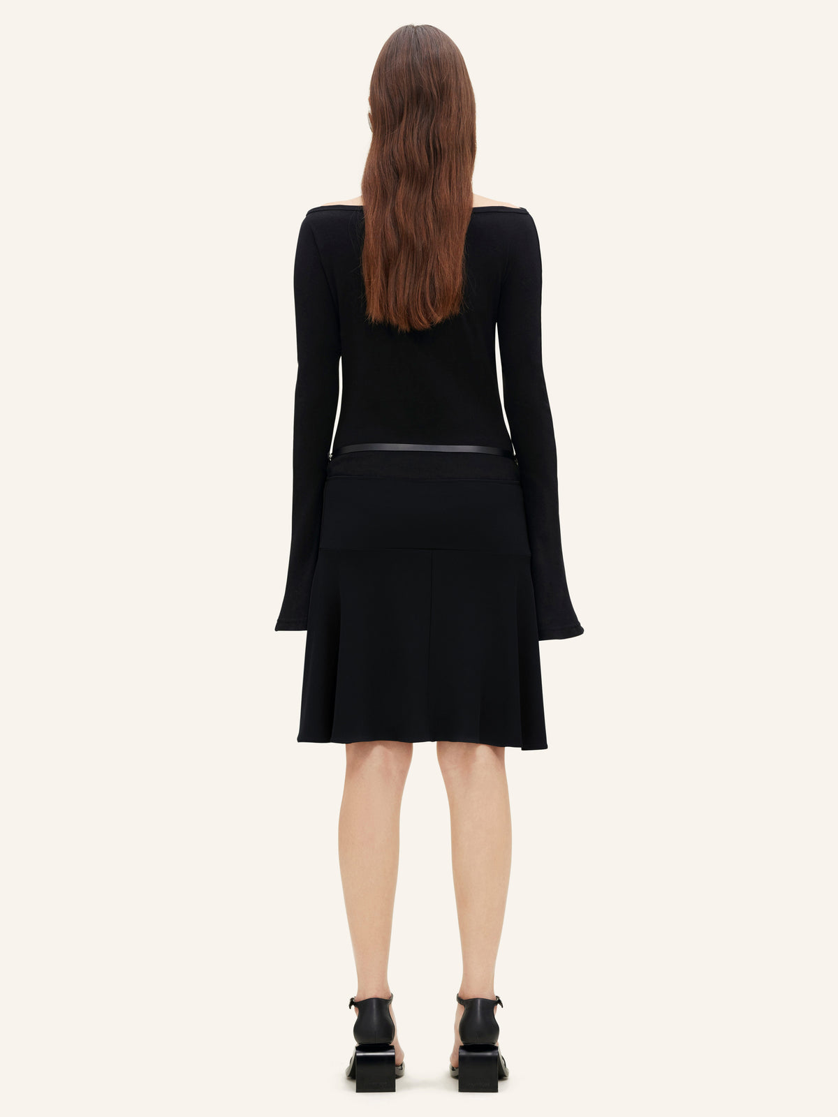PRIX MARQUE : 150 / SLASH ELLIPSE CREPE JERSEY MINI SKIRT-36