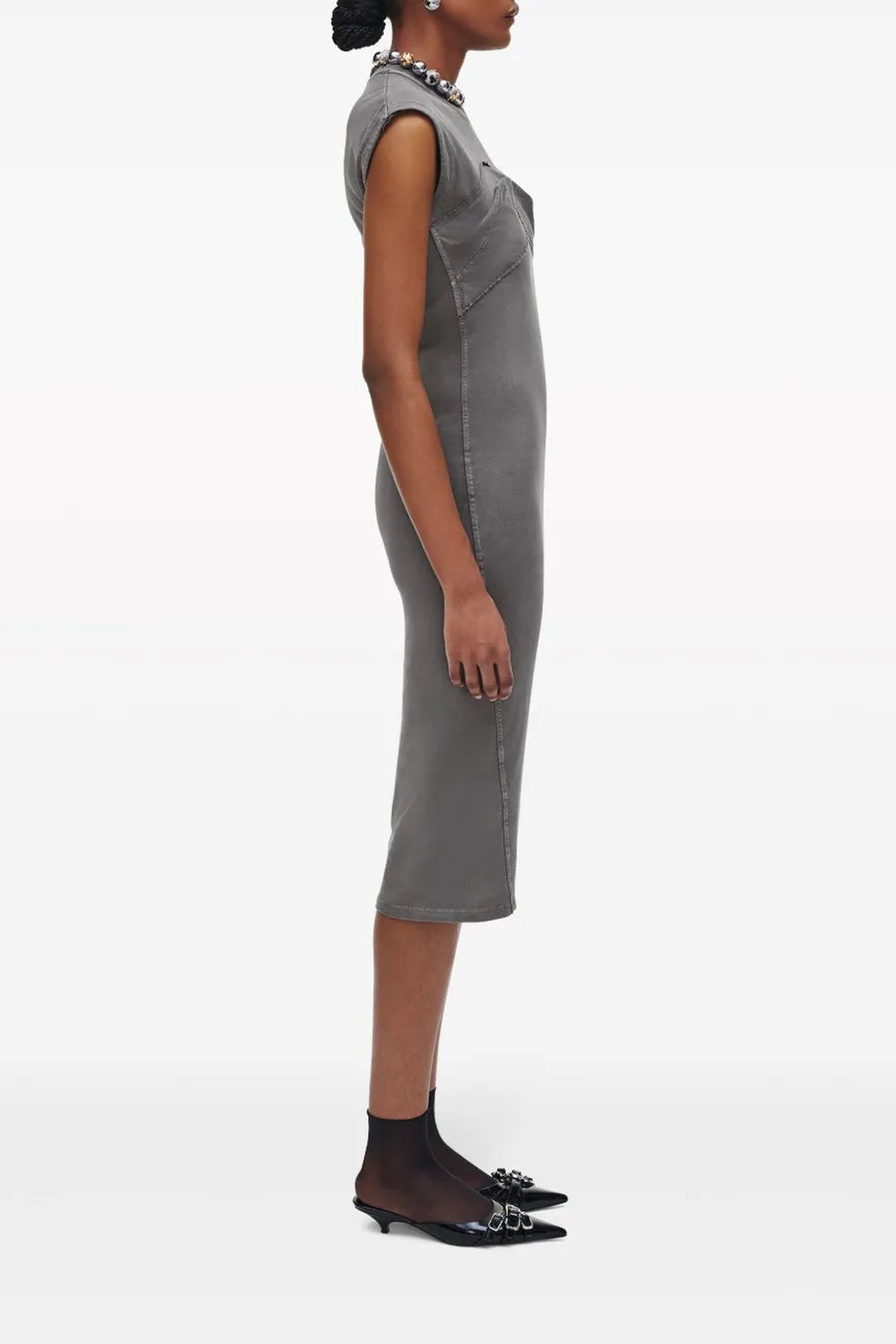 1 / DJV /0€ /0qty-0 /ST 0% /1 TROCA 105€   Robe à coutures - Steel Grey