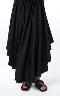 Dea Skirt en noir uni drap de costume