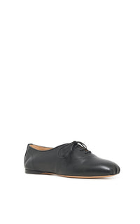 Maya Flat en noir lamb cuir