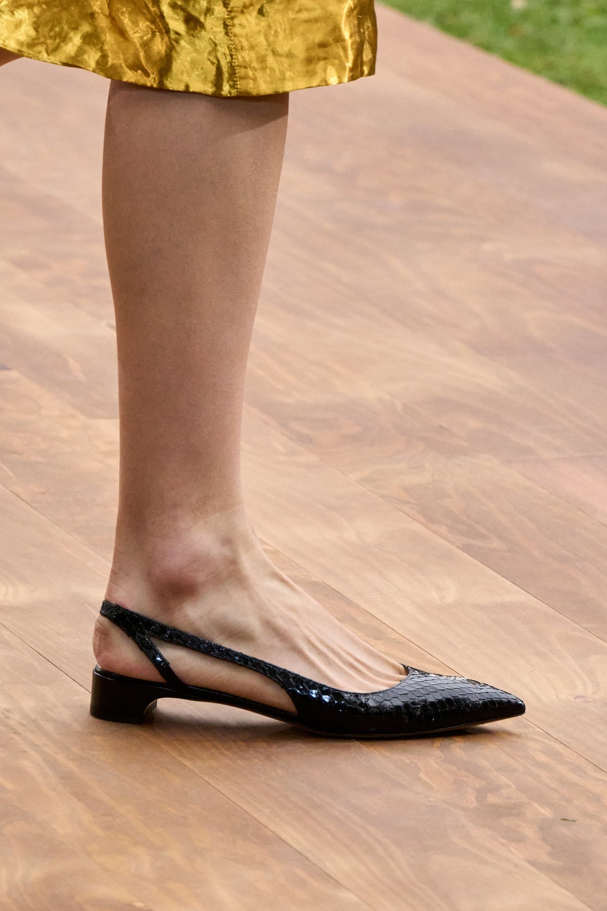 Delia Slide en noir python