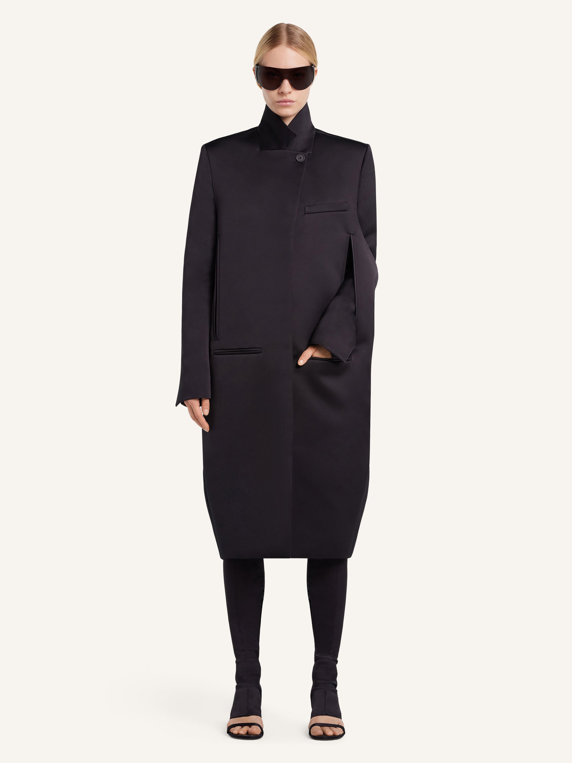 MANTEAU EN SATIN-36