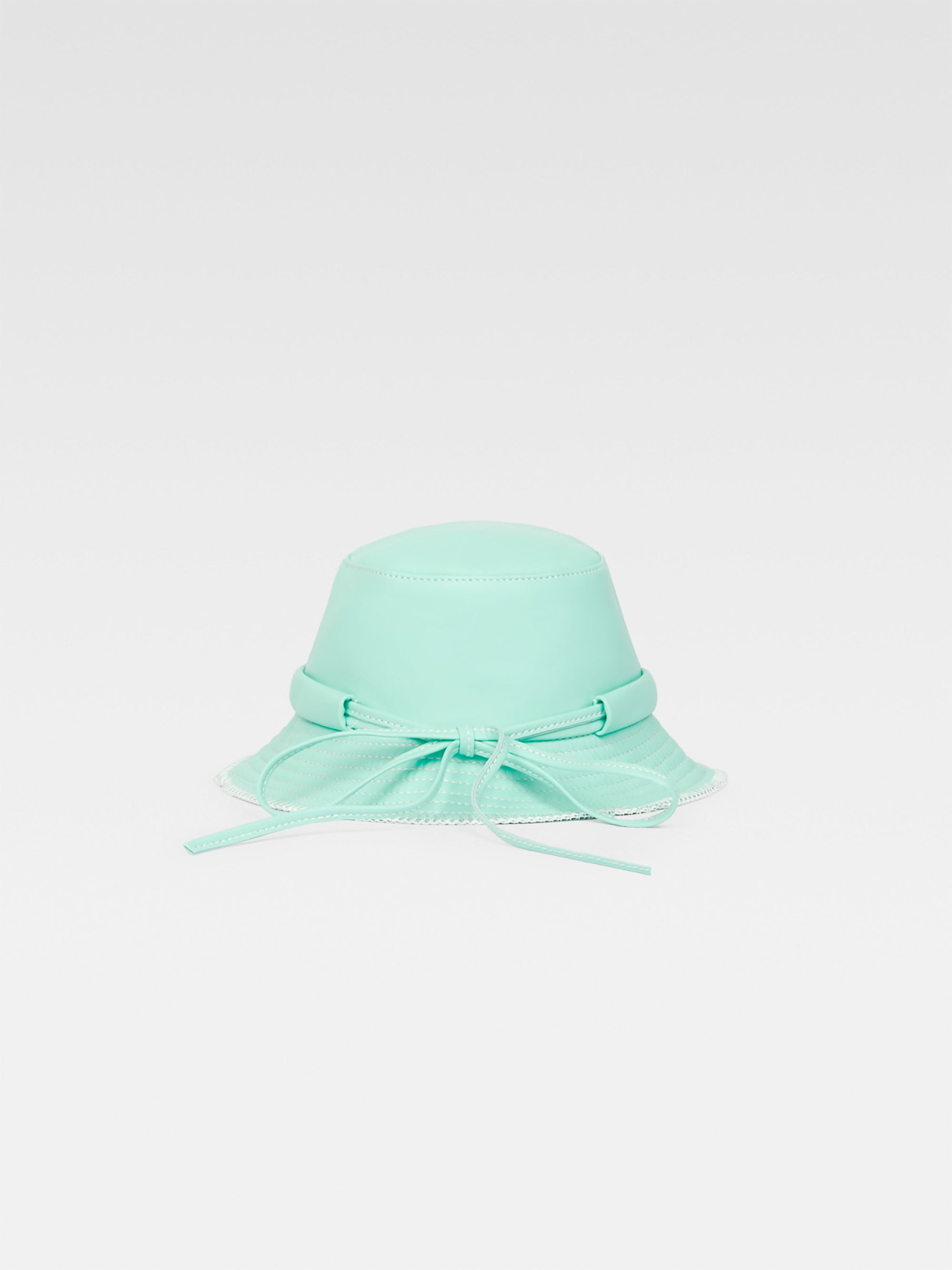 LIGHT BLUE LE BOB MENTALO