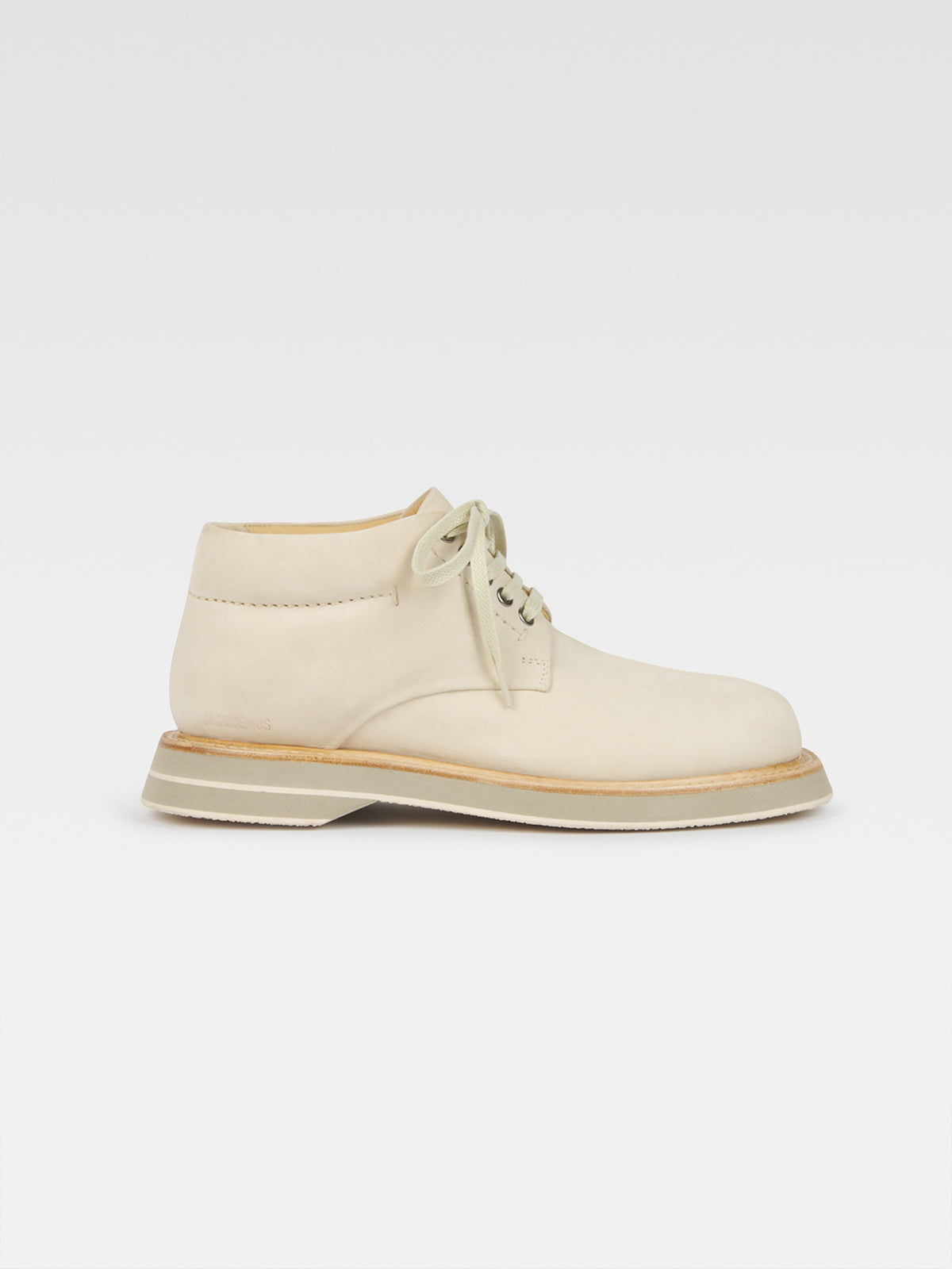 LES CHAUSSURES BRICOLO