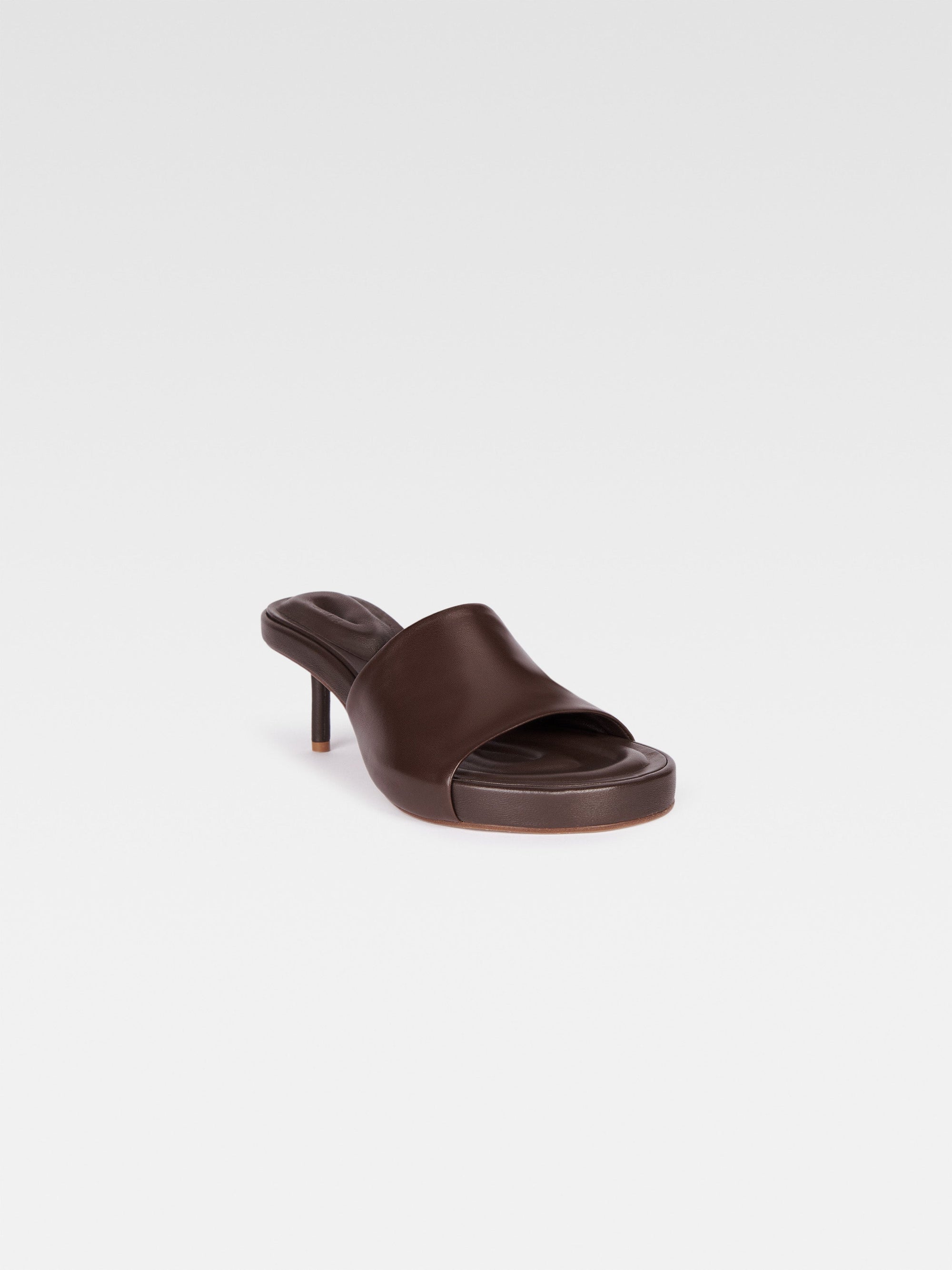 BROWN LES MULES ARGILLA