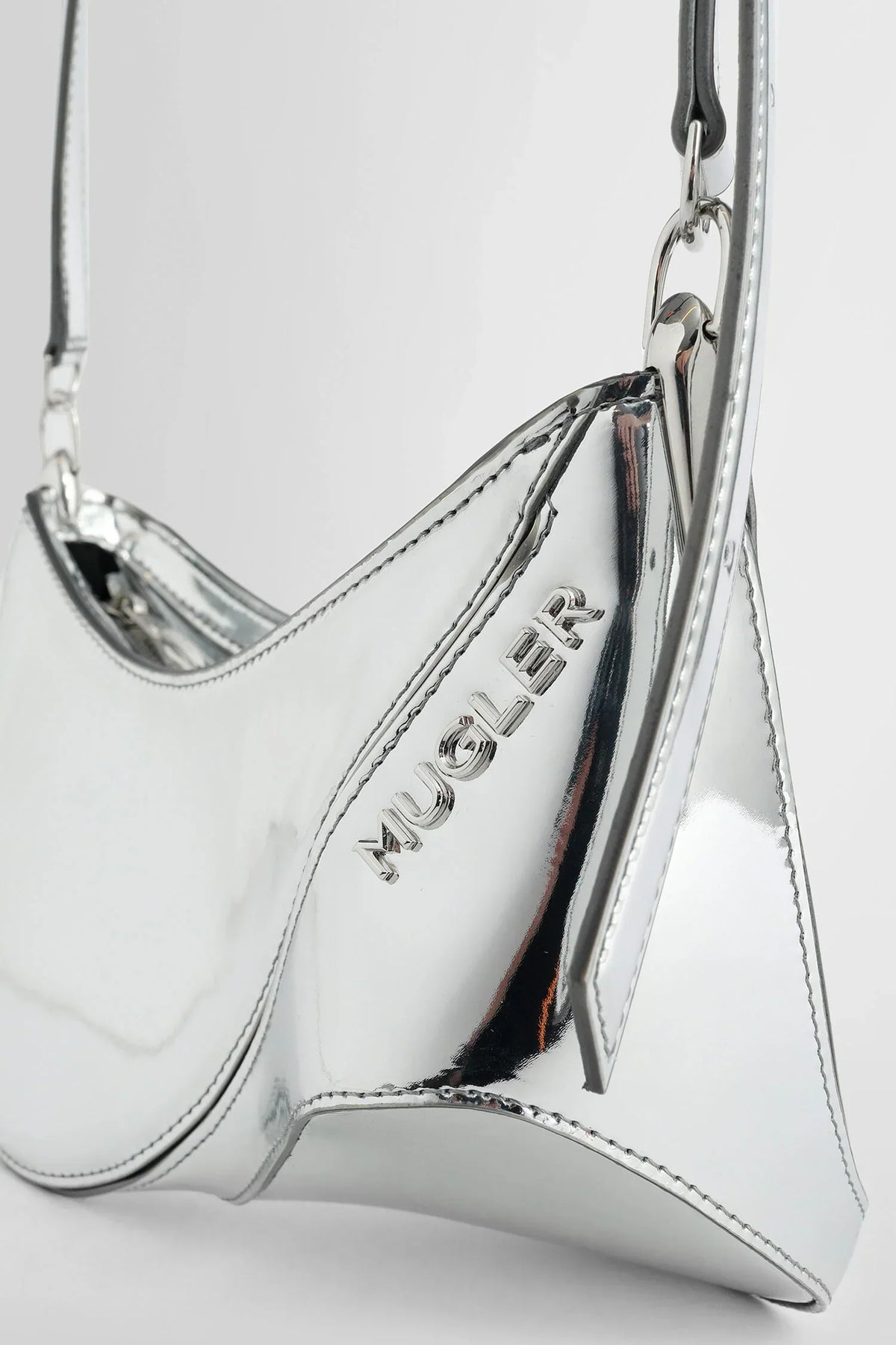 CHROME // Small smooth Spiral Curve 01