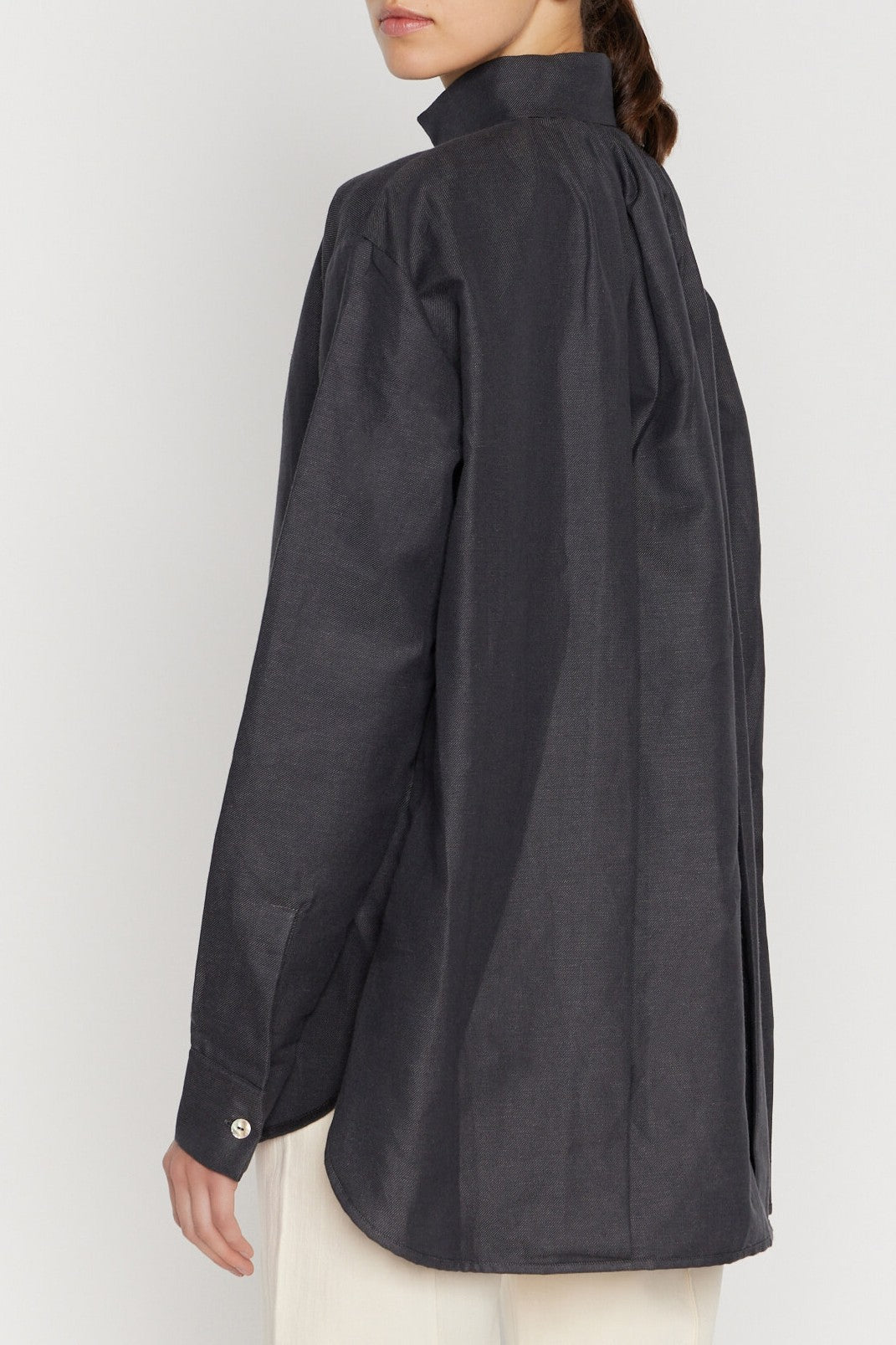 13qty RELIQUAT 75€ / BLACK ROBERT SHIRT Chemise à col montant