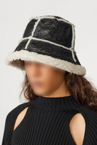 Bob unisexe Cyber en cuir - Black & Écru