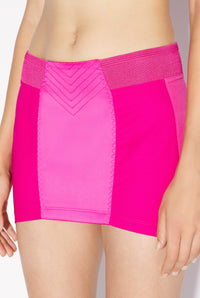 Jupe courte Tattoo en satin - Pink Shocking
