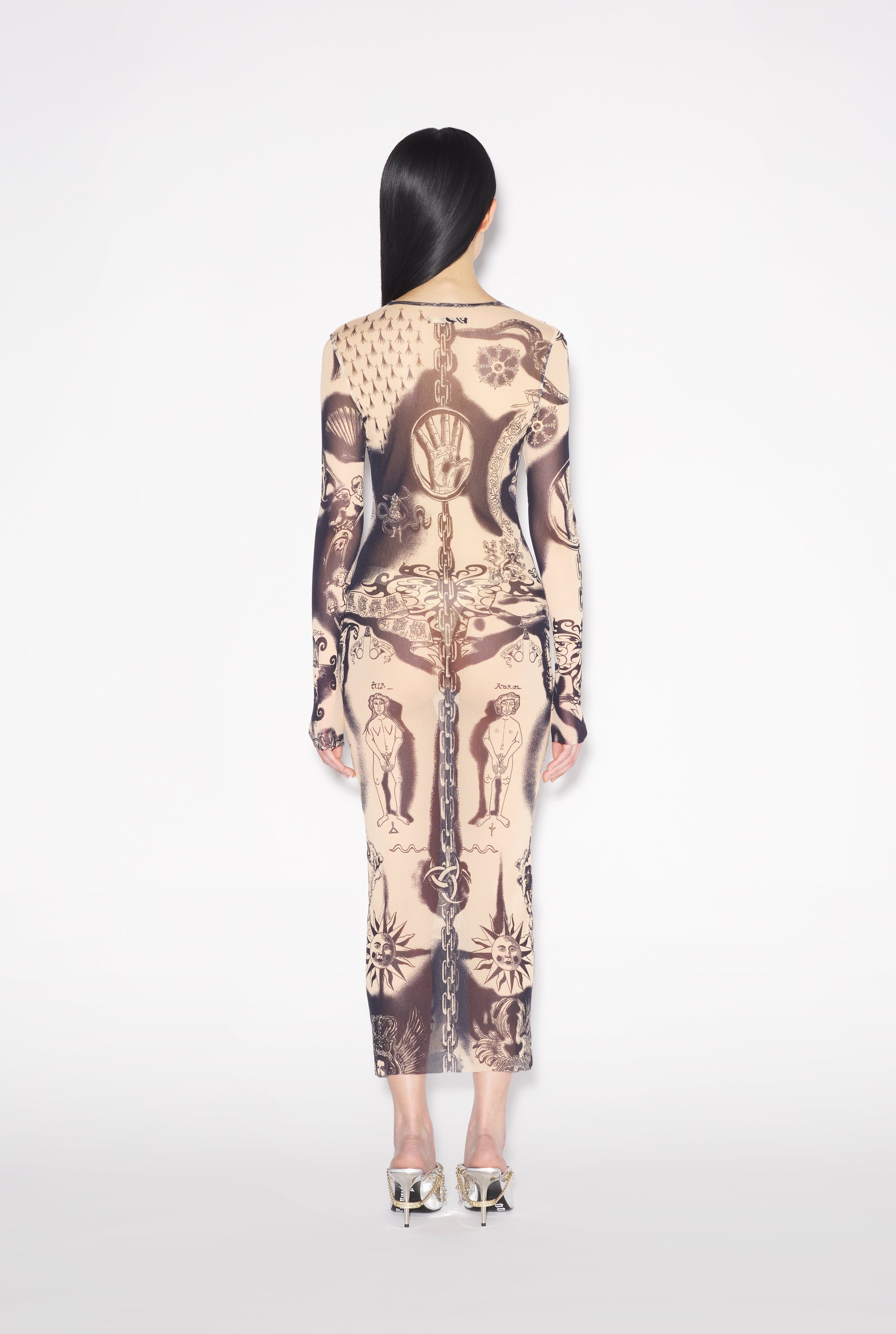 Robe longue Tattoo imprimée en tulle - Nude & Navy