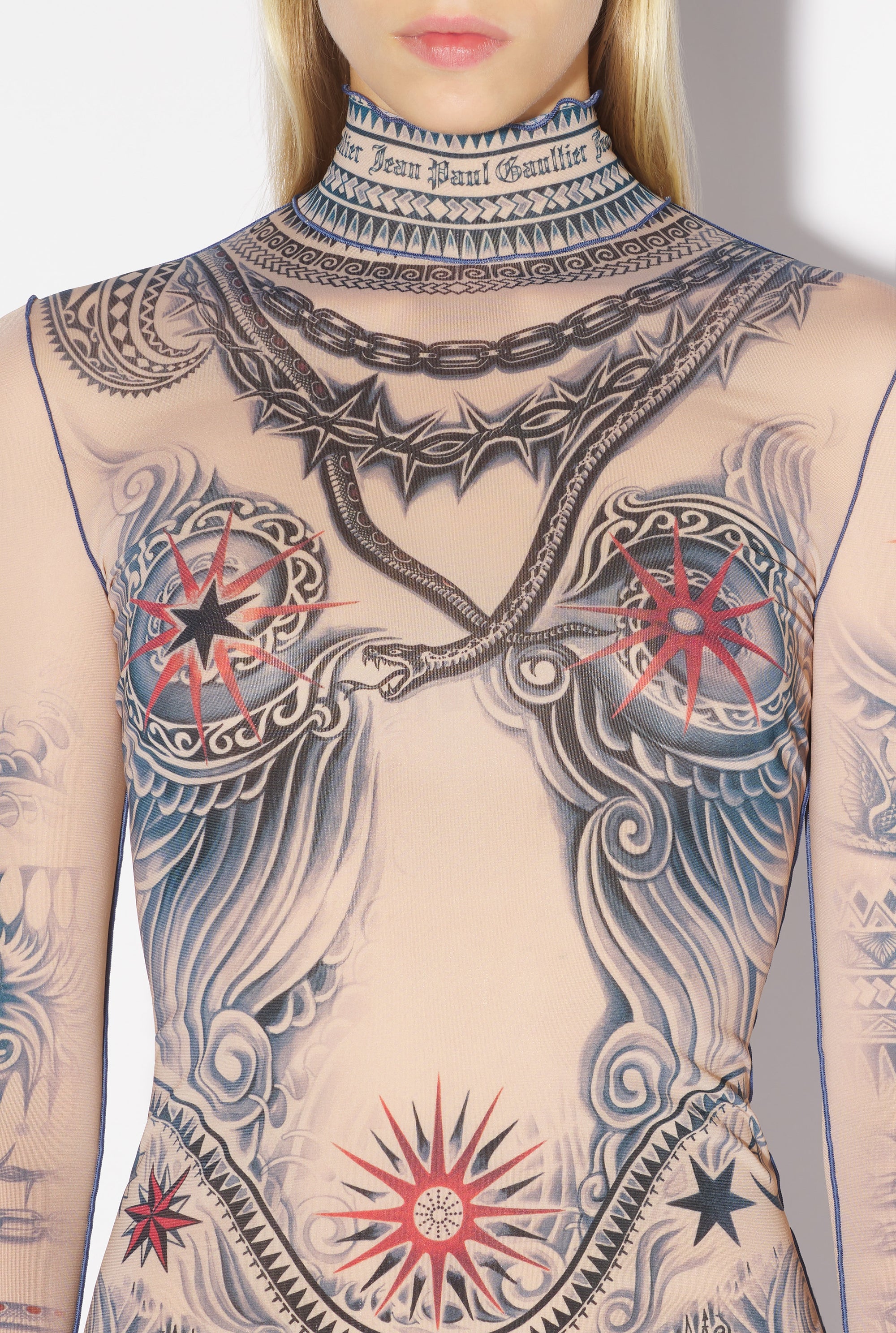 Top Tattoo à col roulé imprimé - Nude & Blue & Red