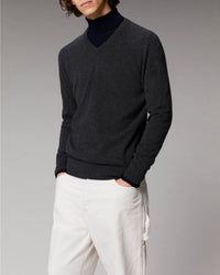 ZZ HORS LIGNE Pull col V basique en cachemire - Anthracite