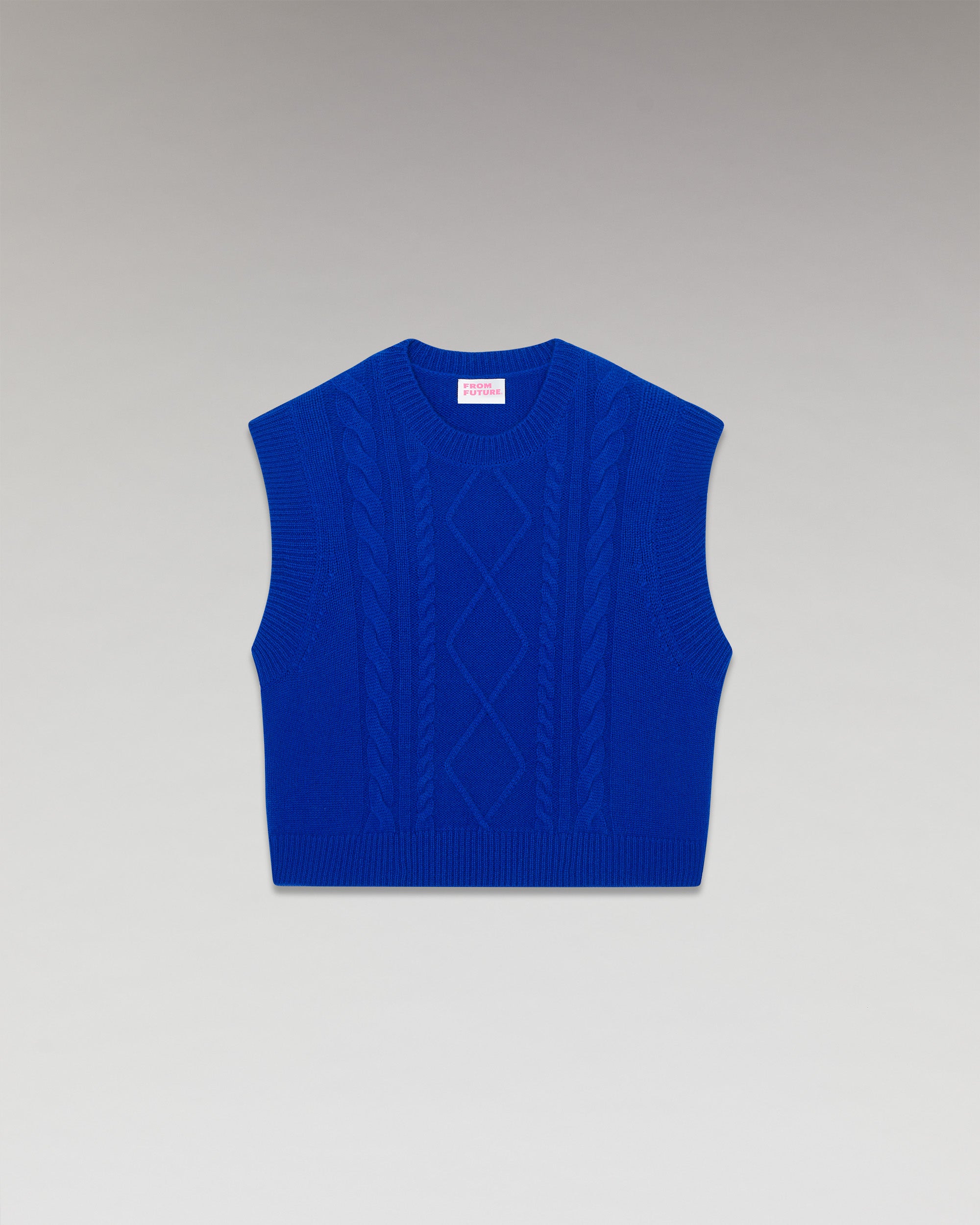 POP BLUE / NEW / QTY : 1 / Pull Sans Manche Torsades - Pop Blue