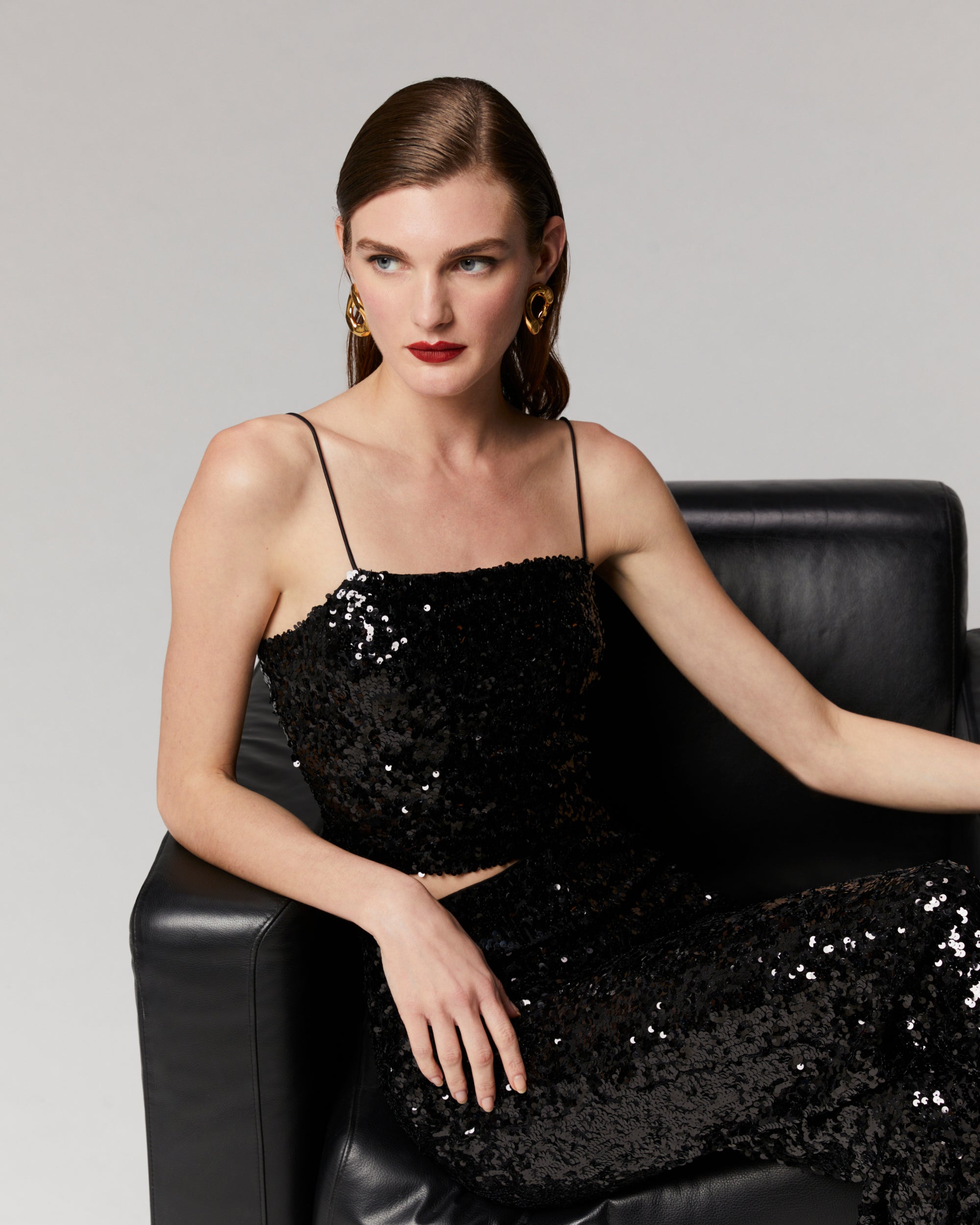 NOIR / DJV / QTY : 2 / Top Bretelle à Sequins - Noir