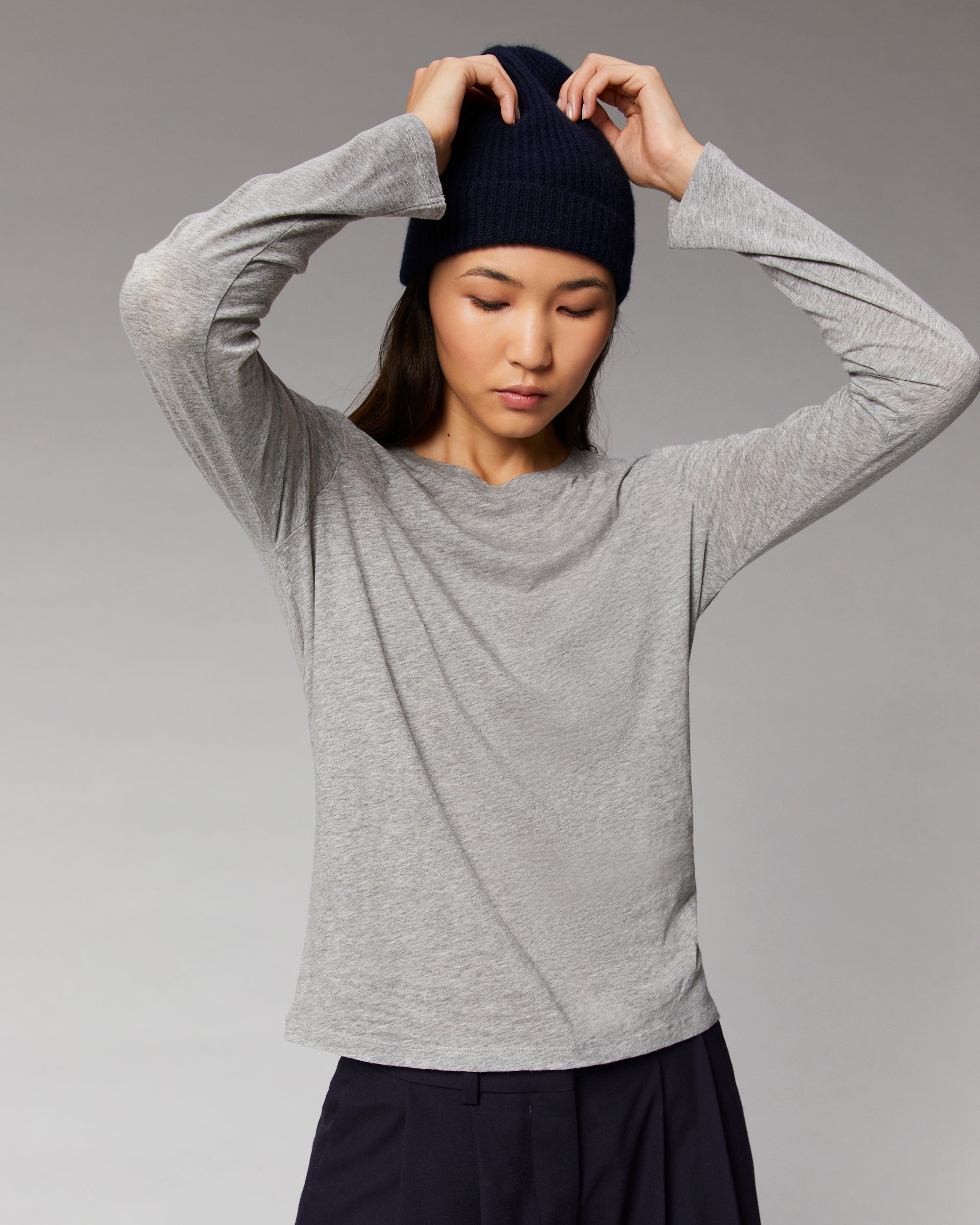 GRIS CHINE FONCE / NEW / QTY : 1 / T-Shirt Col Rond Basique Manches Longues - Gris Chine Fonce