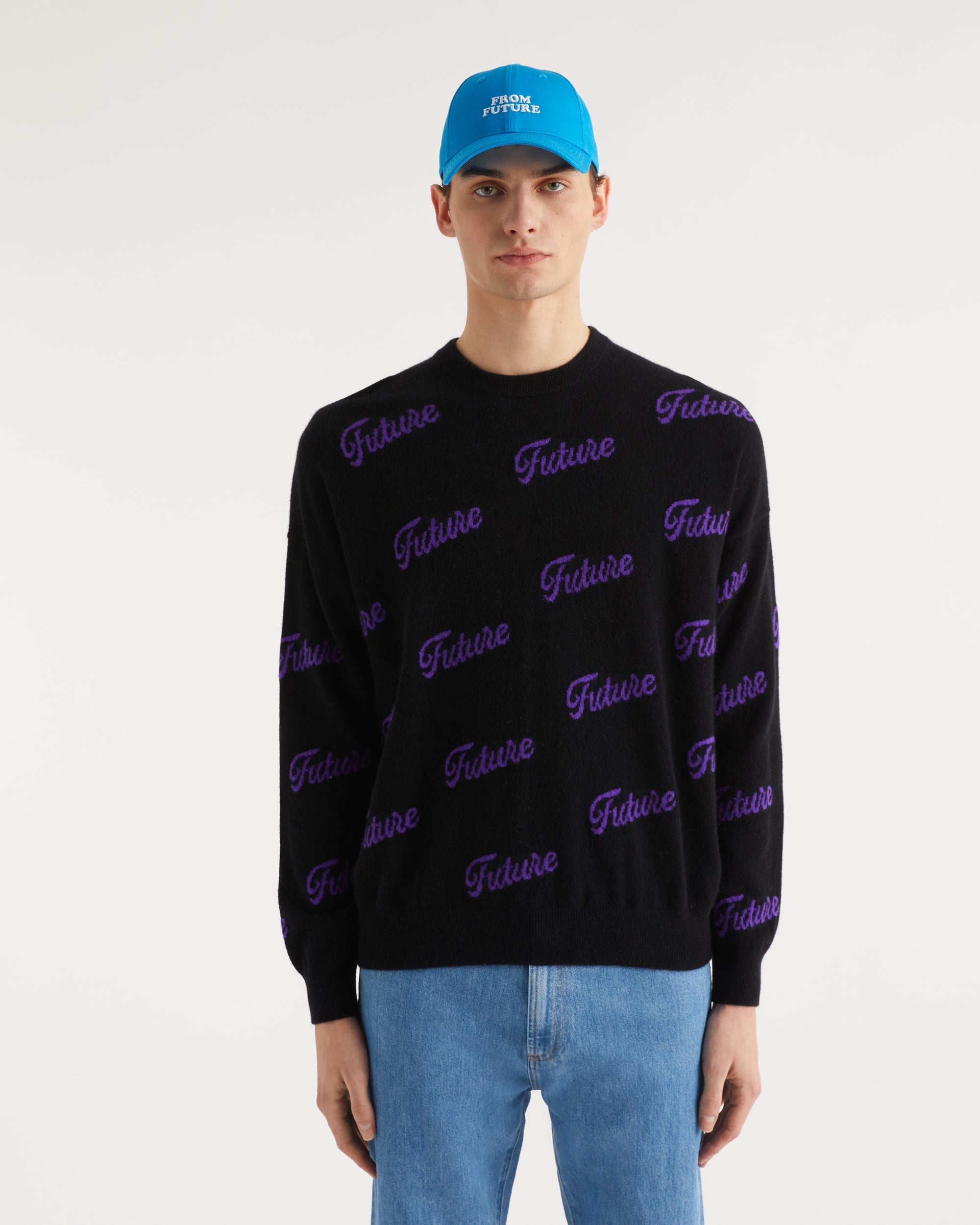 NOIR / DJV / QTY : 8 / Pull Col Rond Oversize Future All-Over - Noir