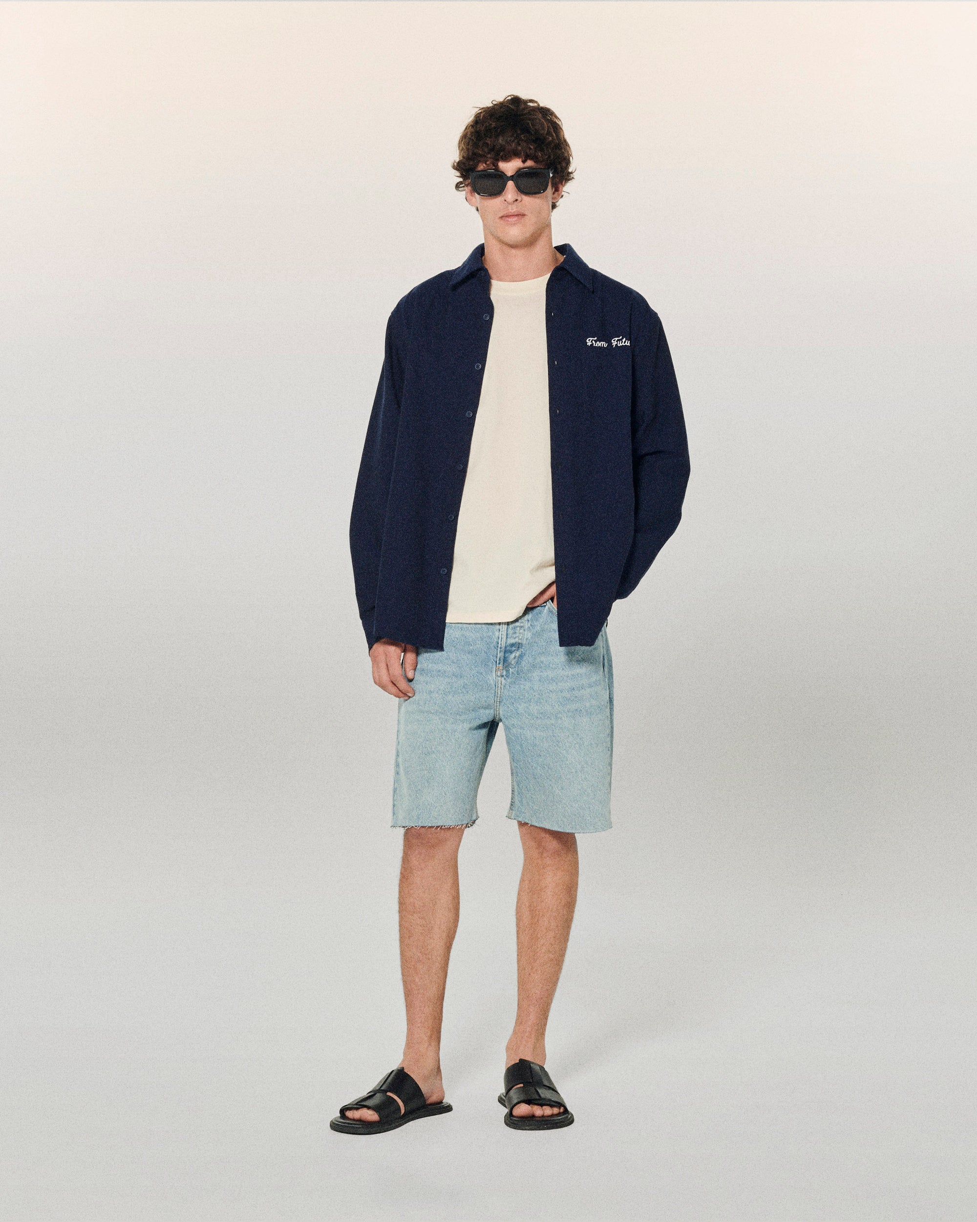 LIGHT BLUE / NEW / QTY : 9 / Short Bermuda Jack - Light Blue