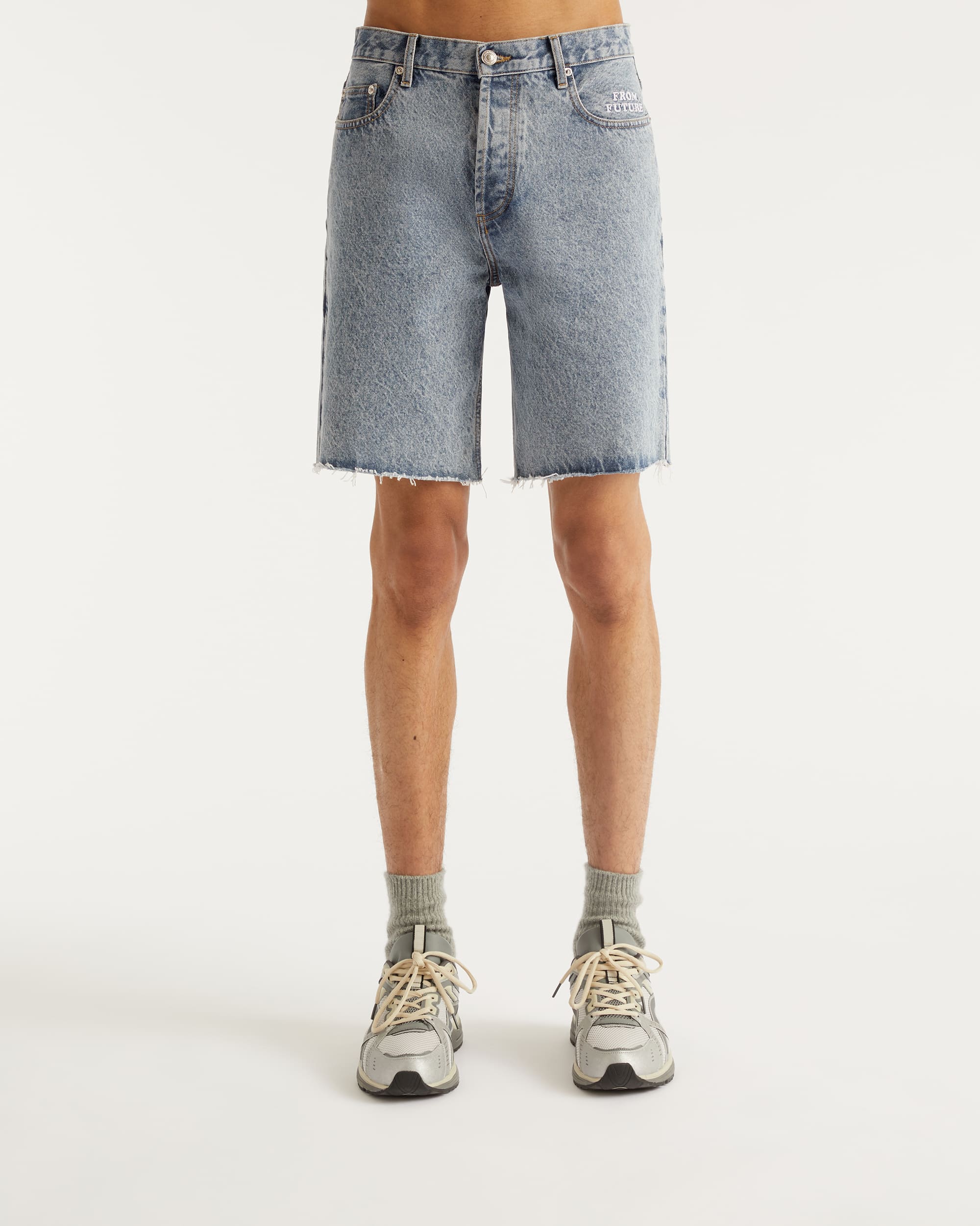 LIGHT BLUE / NEW / QTY : 9 / Short Bermuda Jack - Light Blue