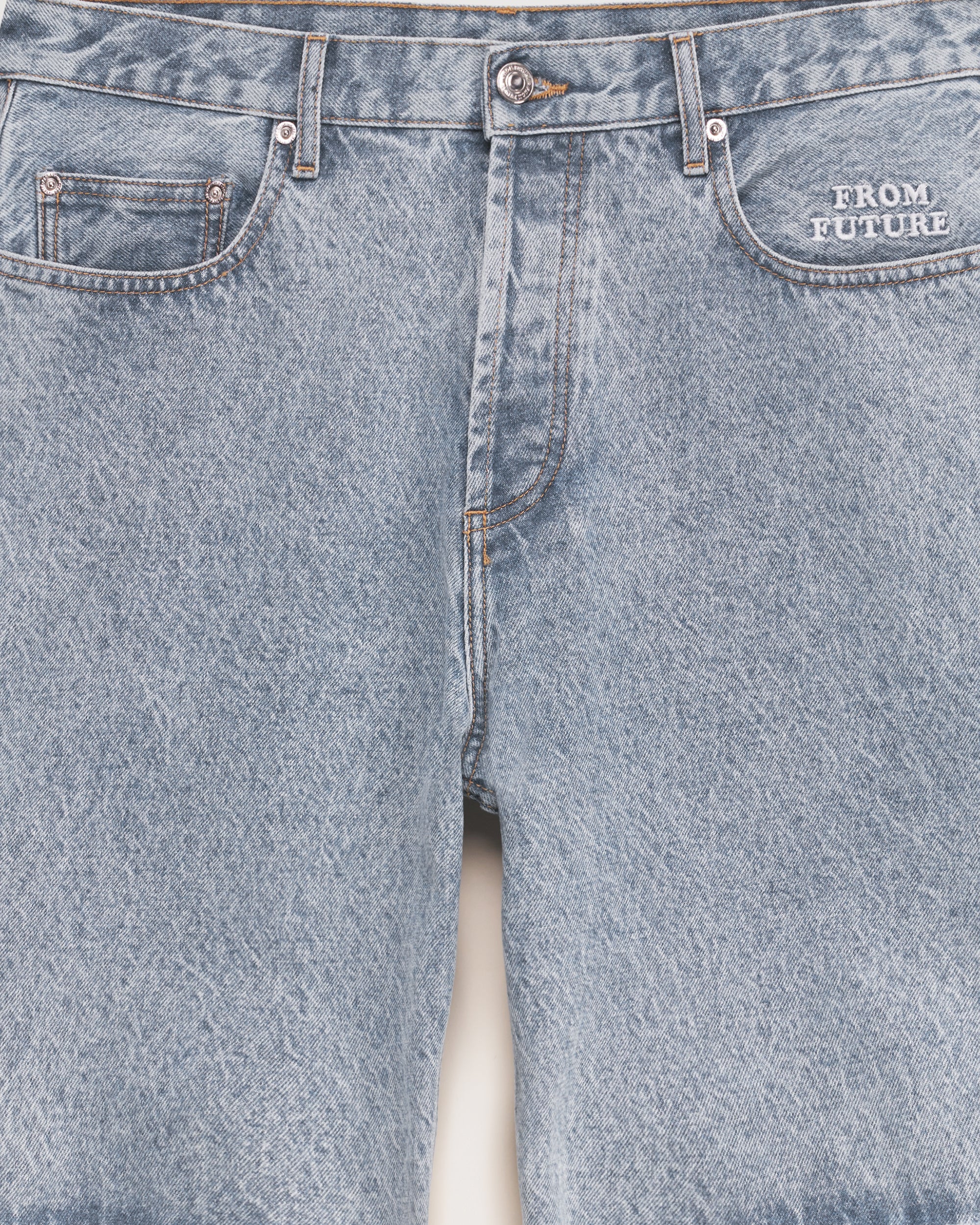 LIGHT BLUE / NEW / QTY : 9 / Short Bermuda Jack - Light Blue