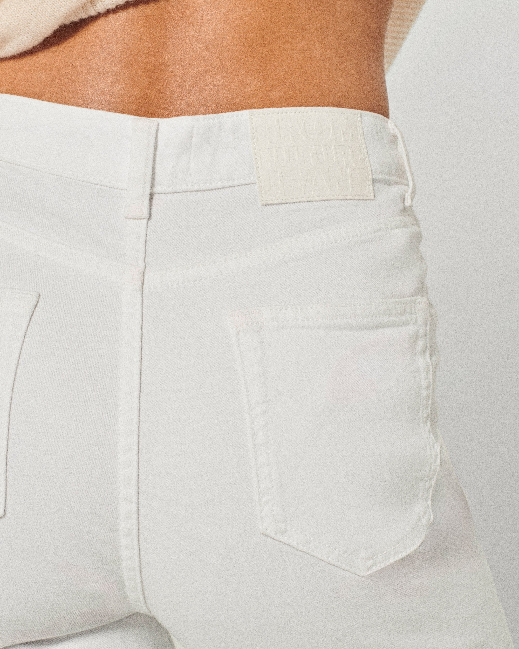 ECRU / NEW / QTY : 12 / Jean Bootcut Jude - Ecru