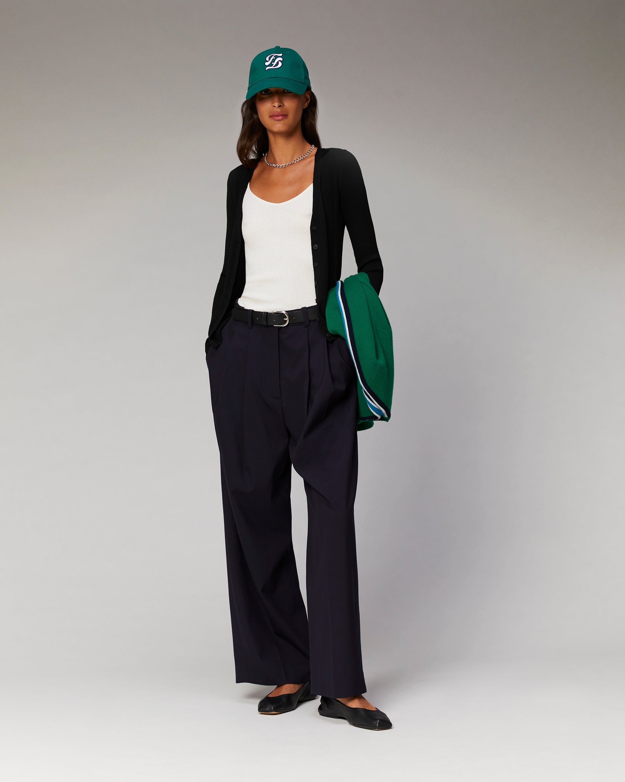 NOIR / DJV / QTY : 1 / Pull Cardigan A Cotes - Noir